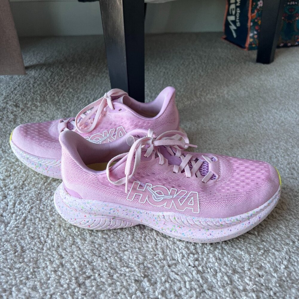 Pink Hoka (Mach 6)